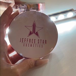 Jeffree Star Highlighter